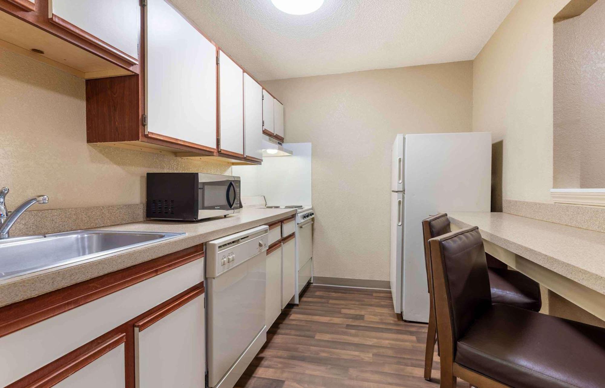 Extended Stay America Suites - Houston - Westchase - Westheimer Buitenkant foto